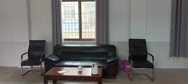 湖南水玻璃，辦公室